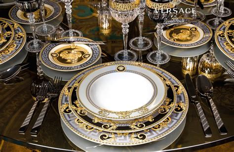 versace inspired plate set|Versace table cloth.